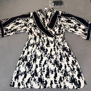 CAbi X Factor Mini Dress Medium Black & White Floral-Faux Wrap/Flowy/Boho- NWOT